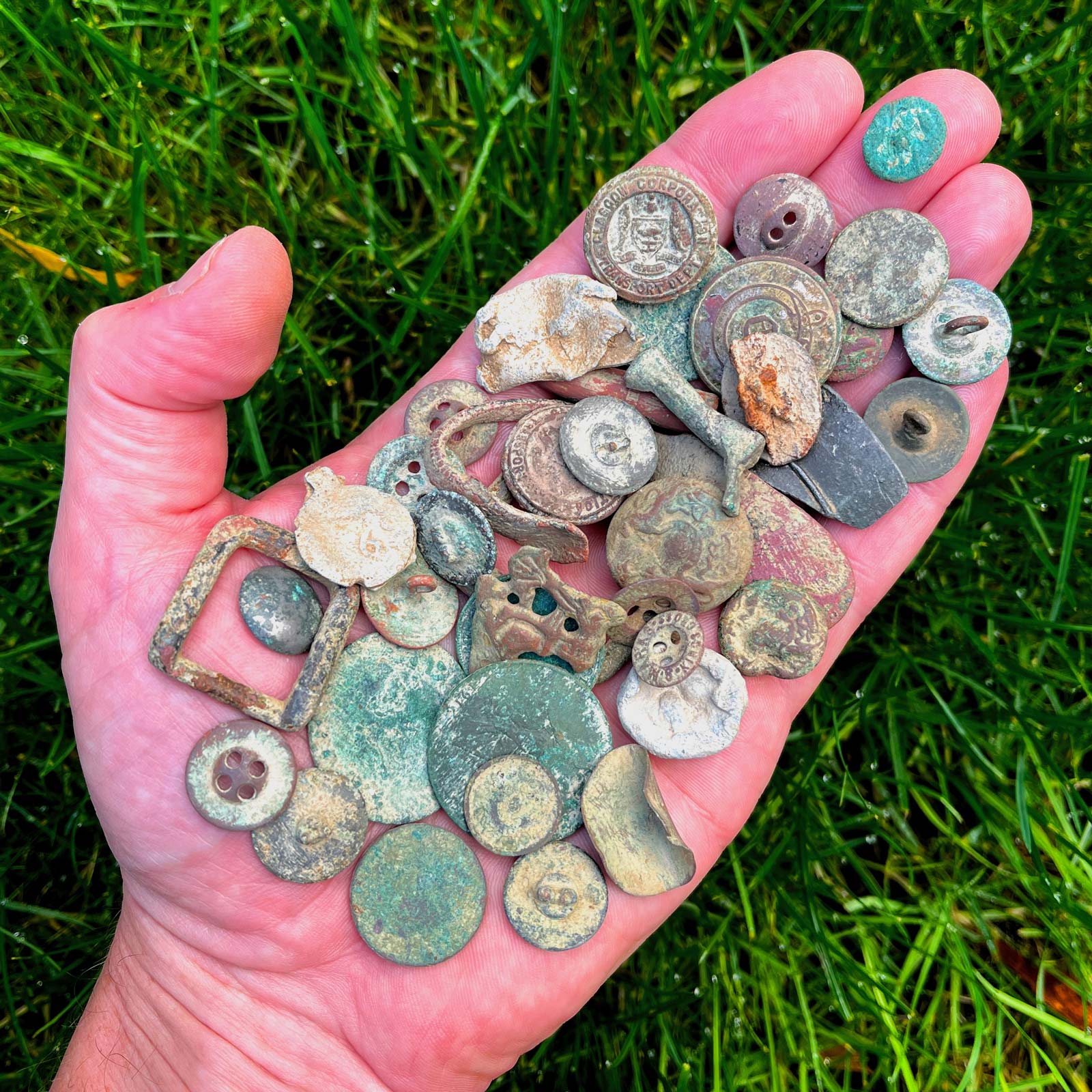 Hand of Finds