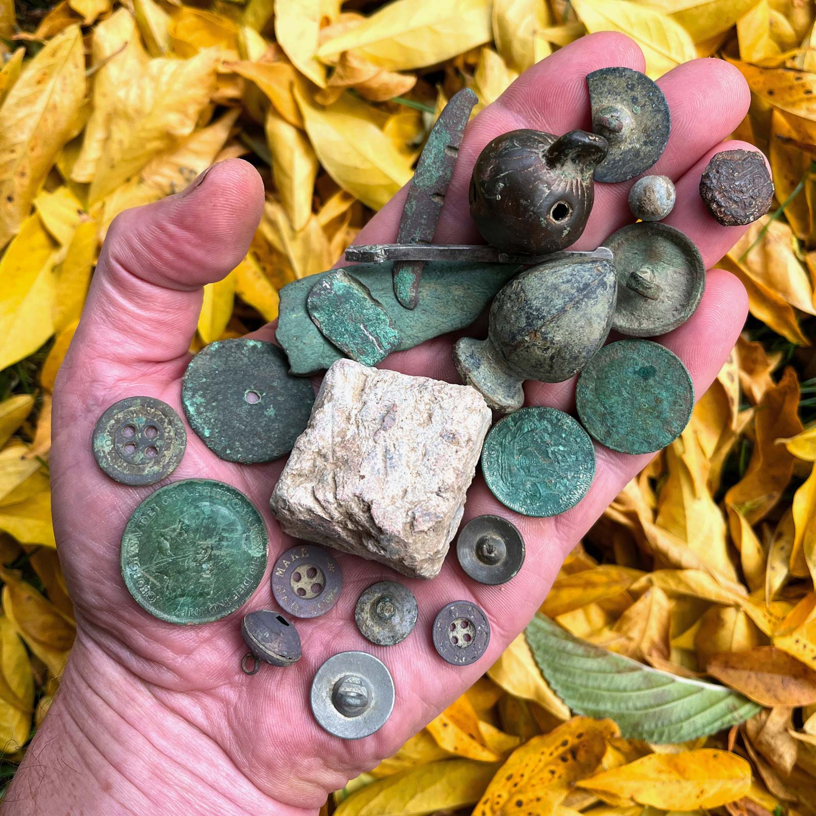 Hand of Finds